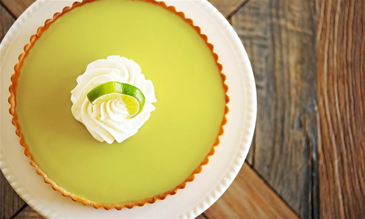 Tangy Key Lime Tarts Recipe | Dr. Oetker